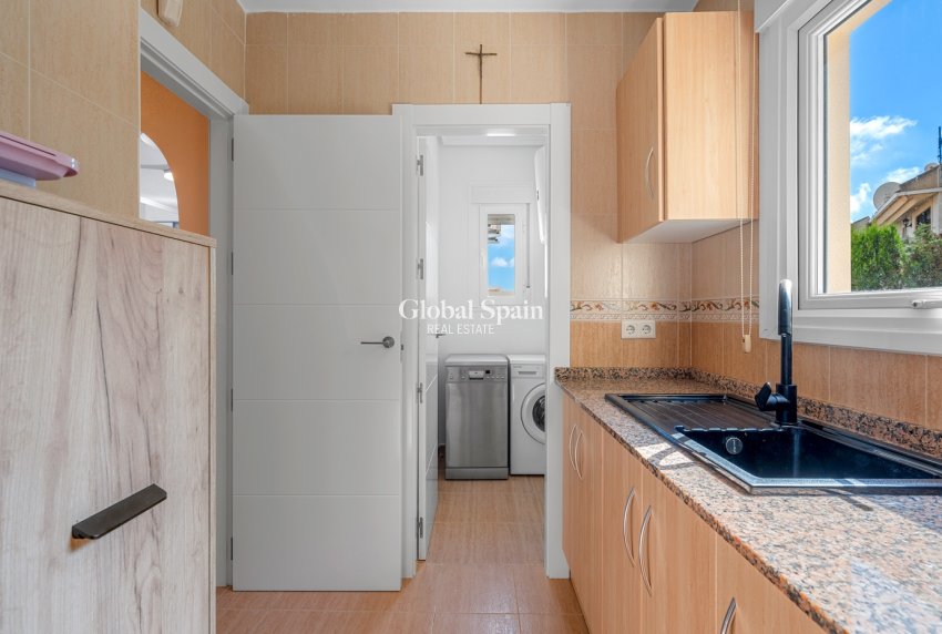 Venta - 3. Villa adosada -
CIUDAD QUESADA - Costa Blanca South