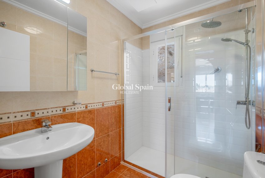 Venta - 3. Villa adosada -
CIUDAD QUESADA - Costa Blanca South