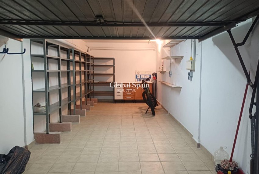 Venta - APARCAMIENTO / GARAJE -
TORREVIEJA - Los Europeos
