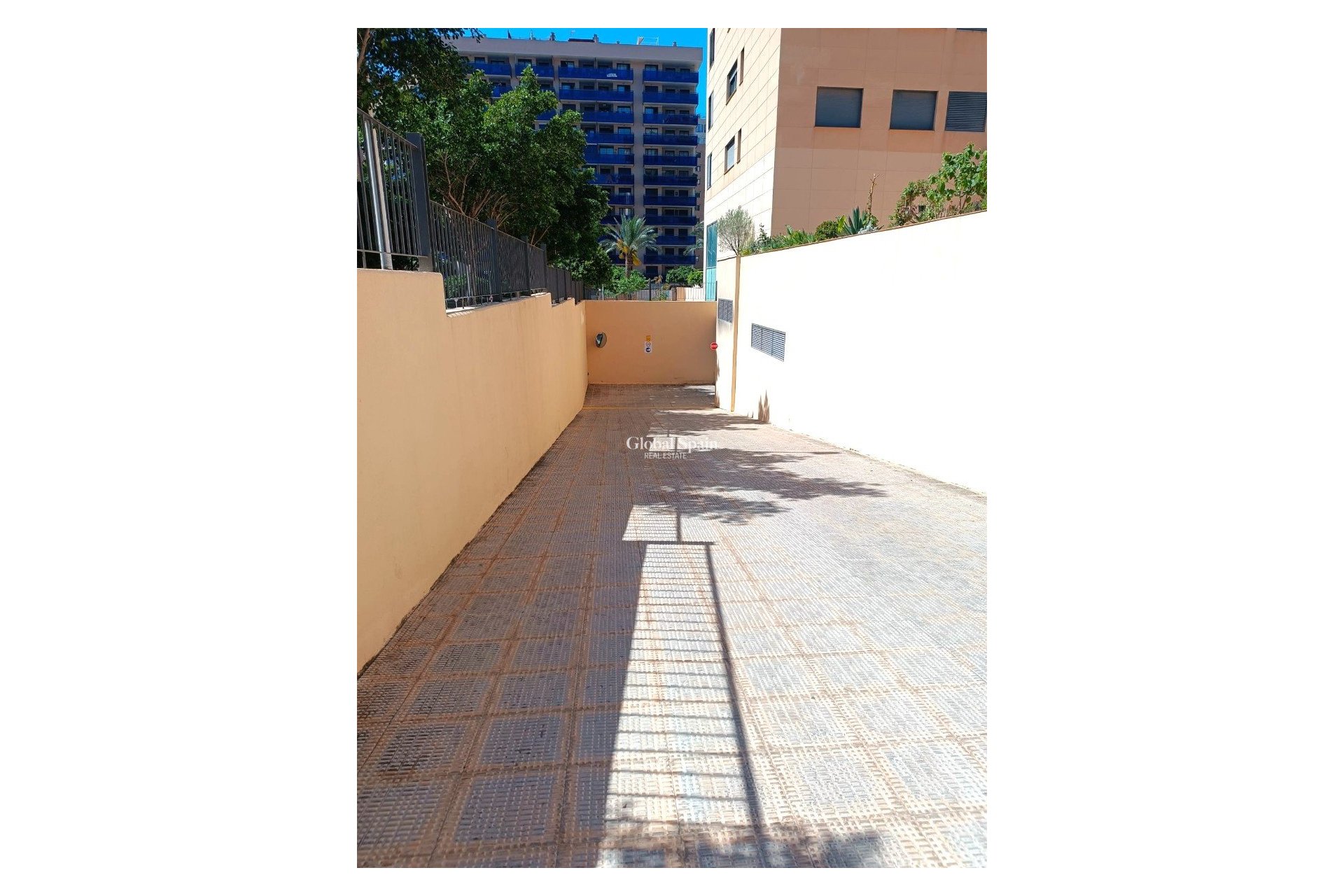 Venta - APARCAMIENTO / GARAJE -
VILLAJOYOSA - Cala de Villajoyosa