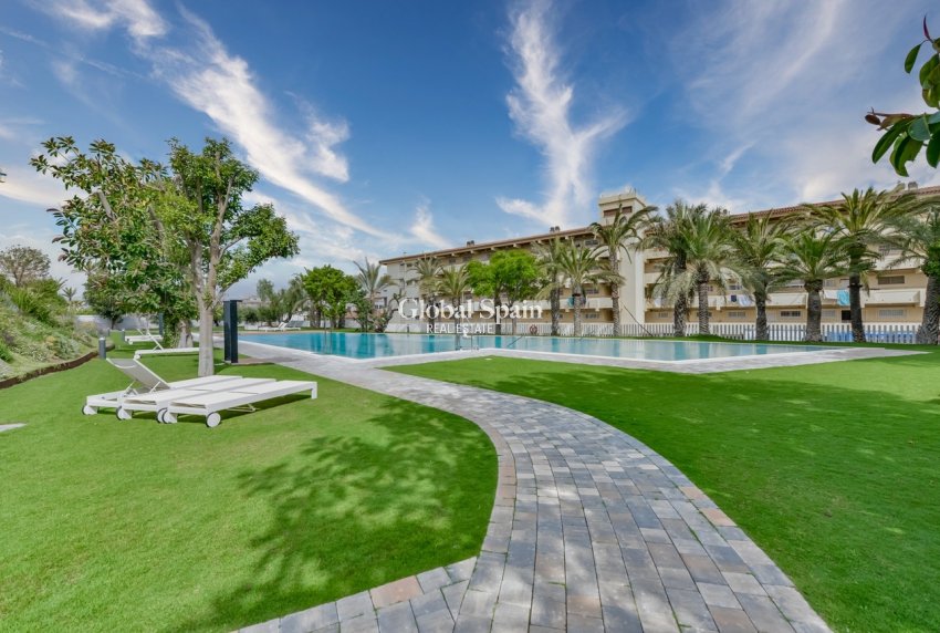 Venta - APARTAMENTO -
ALFAZ DEL PI - Albir