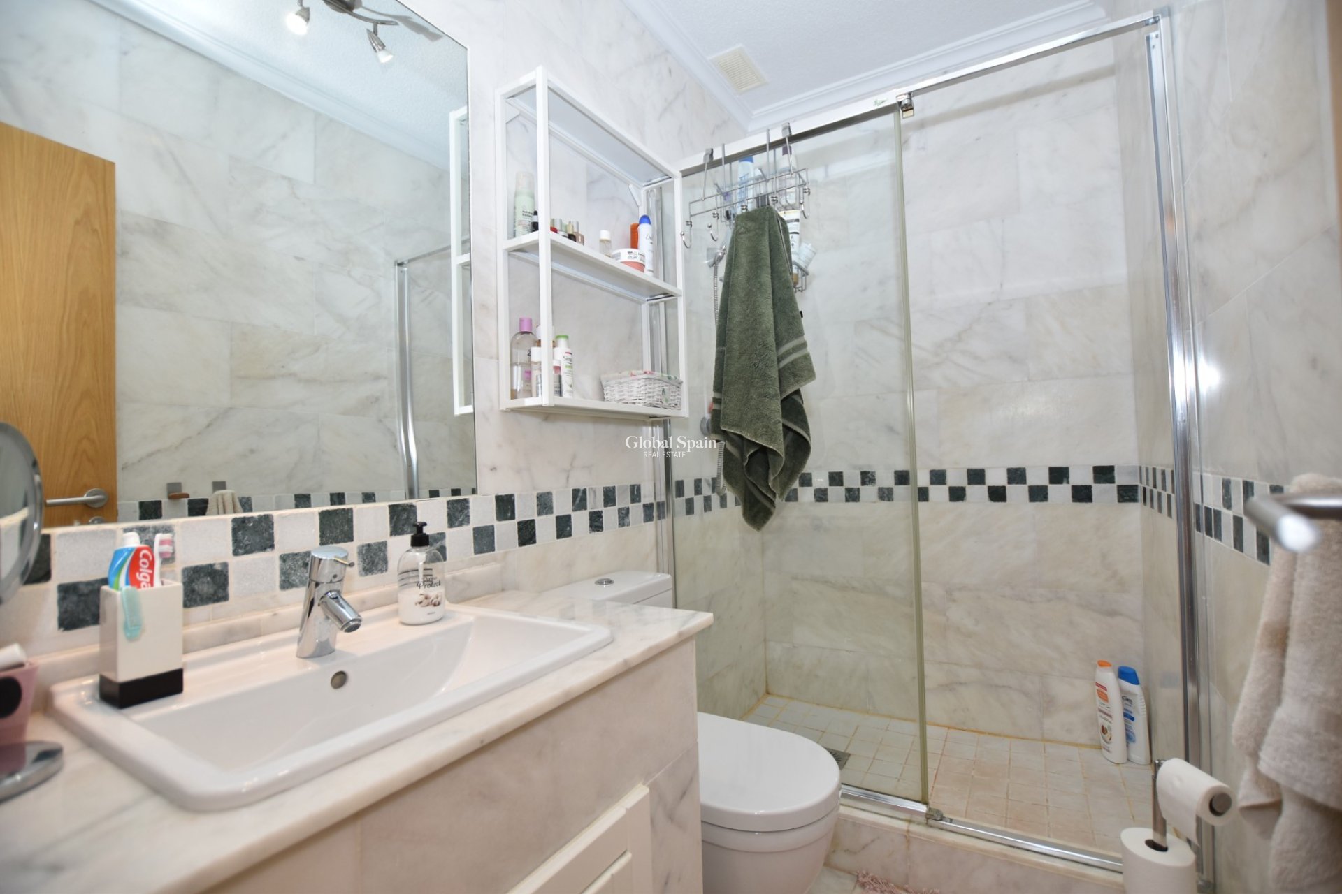 Venta - APARTAMENTO -
ALGORFA - Inland