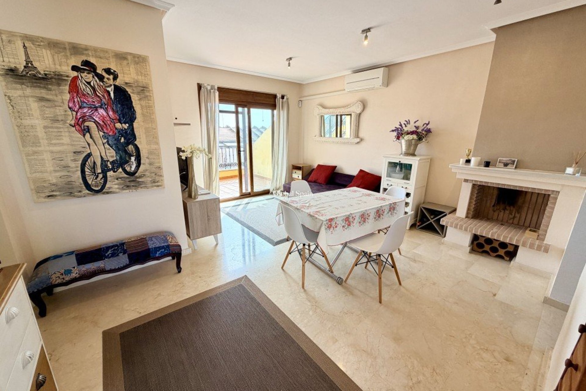 Venta - APARTAMENTO -
ALGORFA - Inland