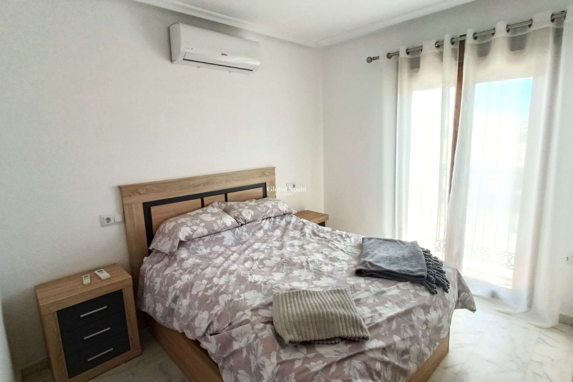 Venta - APARTAMENTO -
ALGORFA - Inland