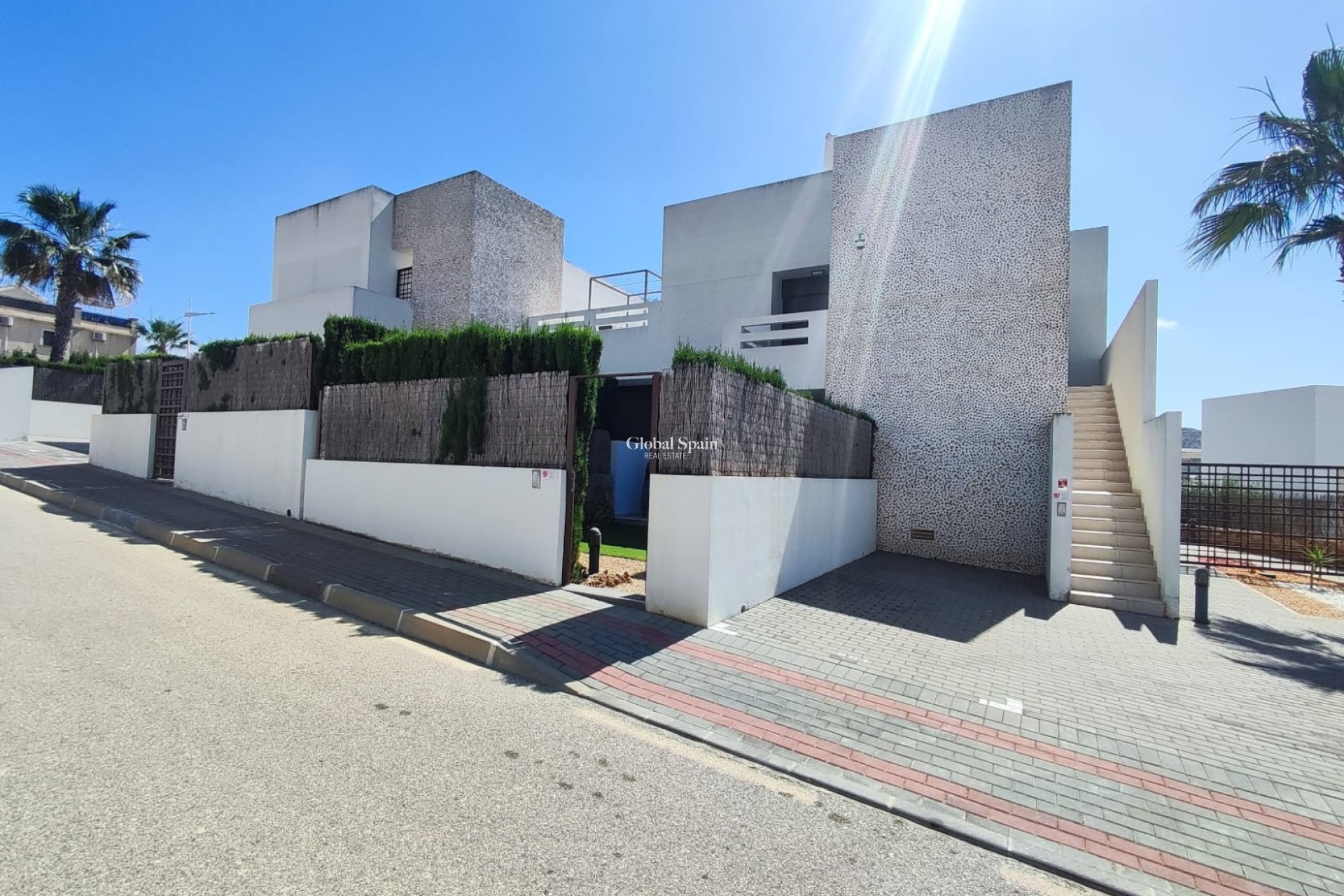 Venta - APARTAMENTO -
ALGORFA - Inland