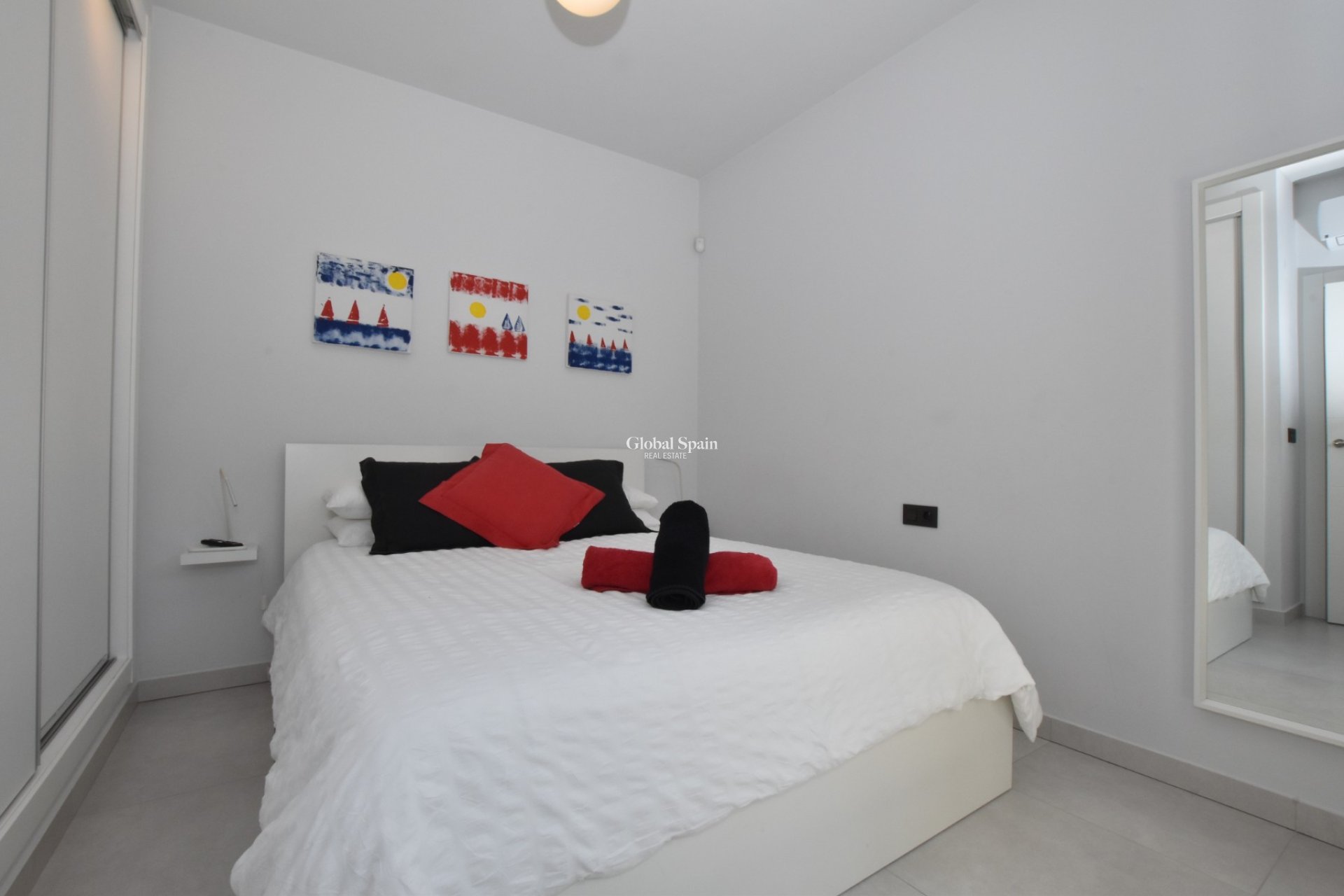 Venta - APARTAMENTO -
ALGORFA - Inland