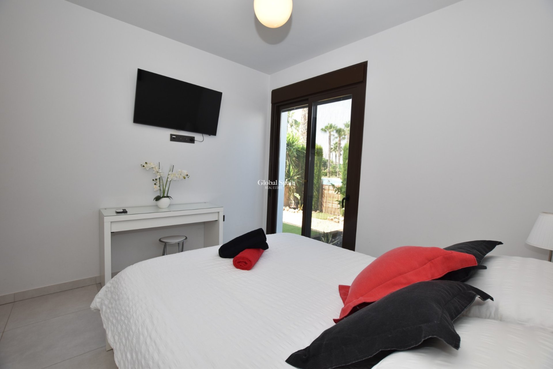 Venta - APARTAMENTO -
ALGORFA - Inland