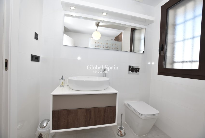 Venta - APARTAMENTO -
ALGORFA - Inland