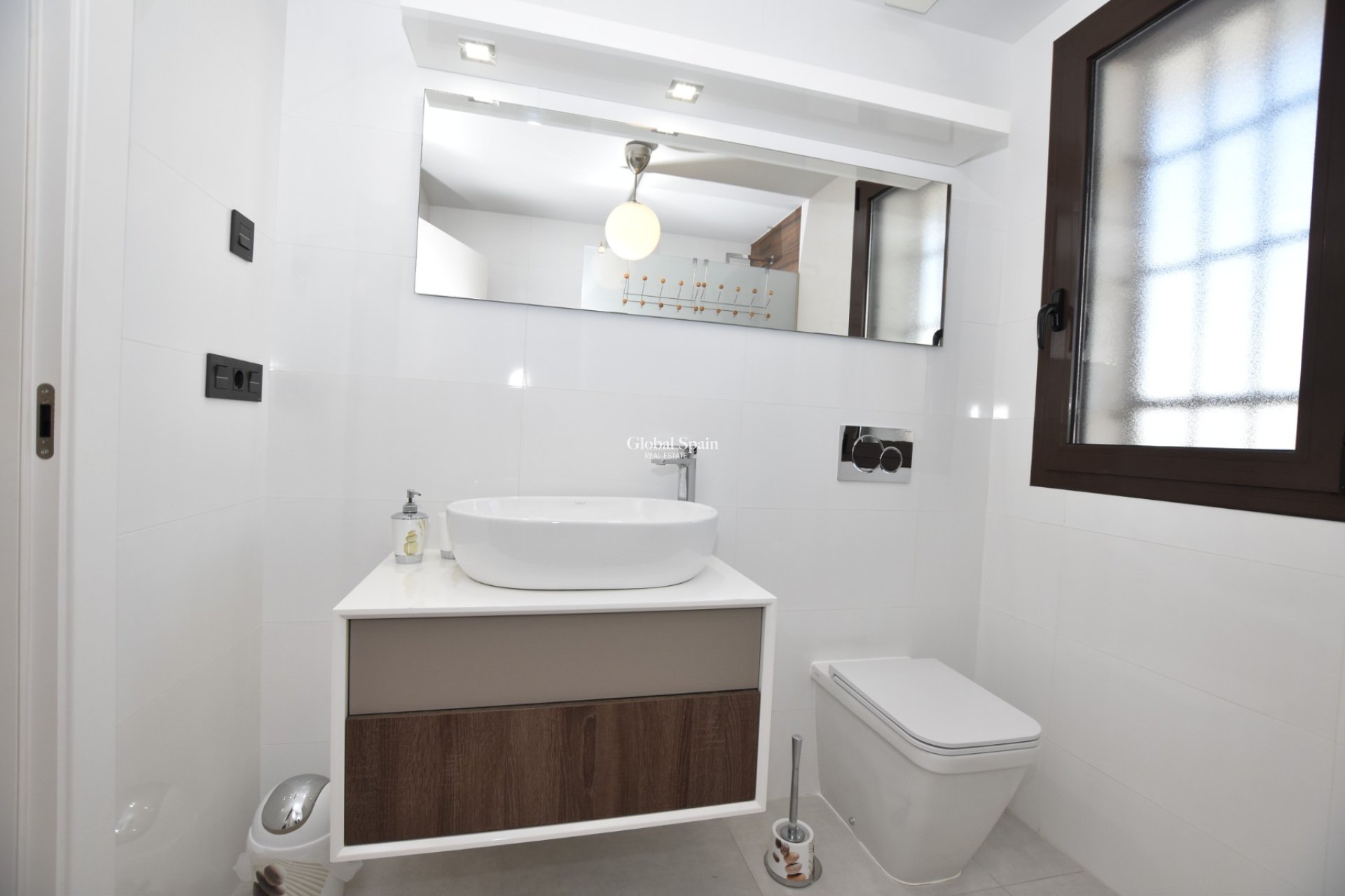 Venta - APARTAMENTO -
ALGORFA - Inland
