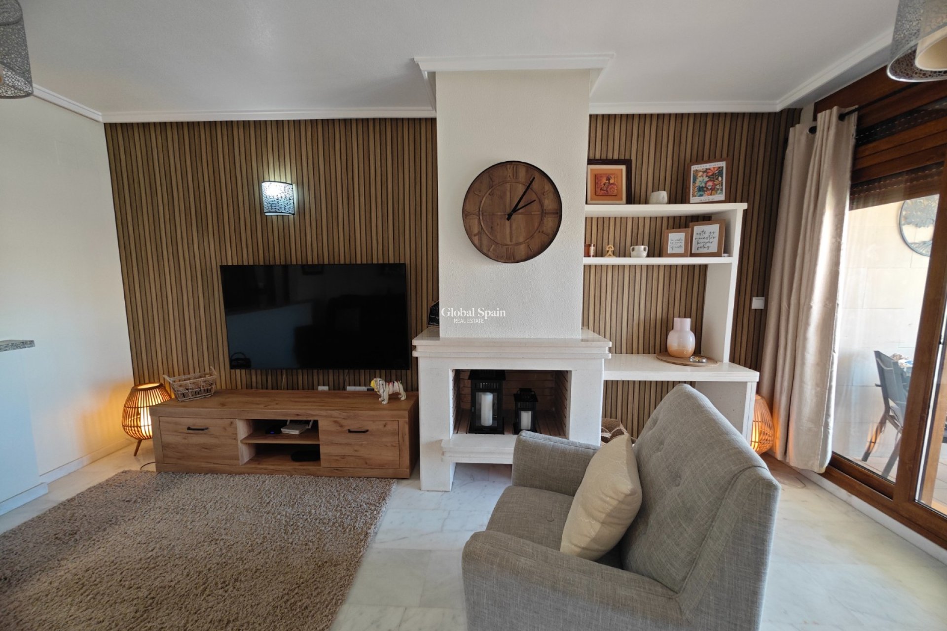 Venta - APARTAMENTO -
ALGORFA - Inland