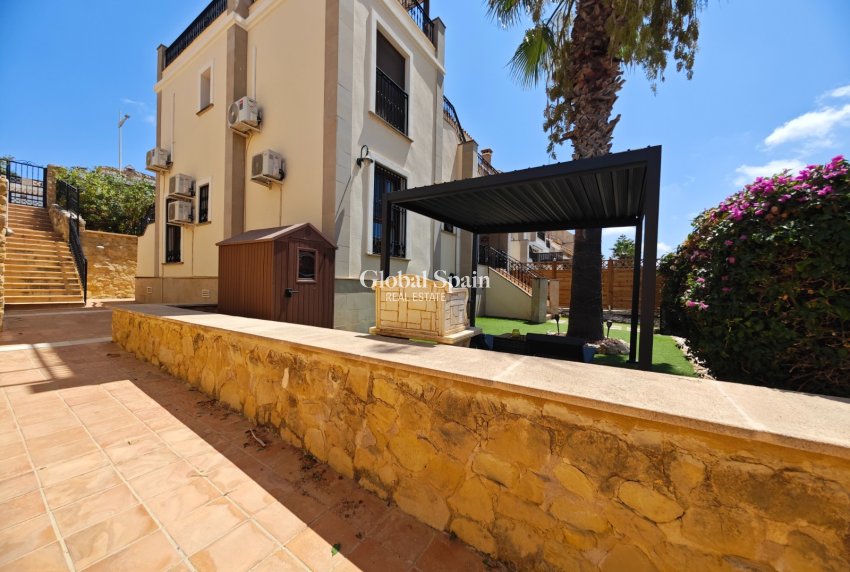 Venta - APARTAMENTO -
ALGORFA - Inland