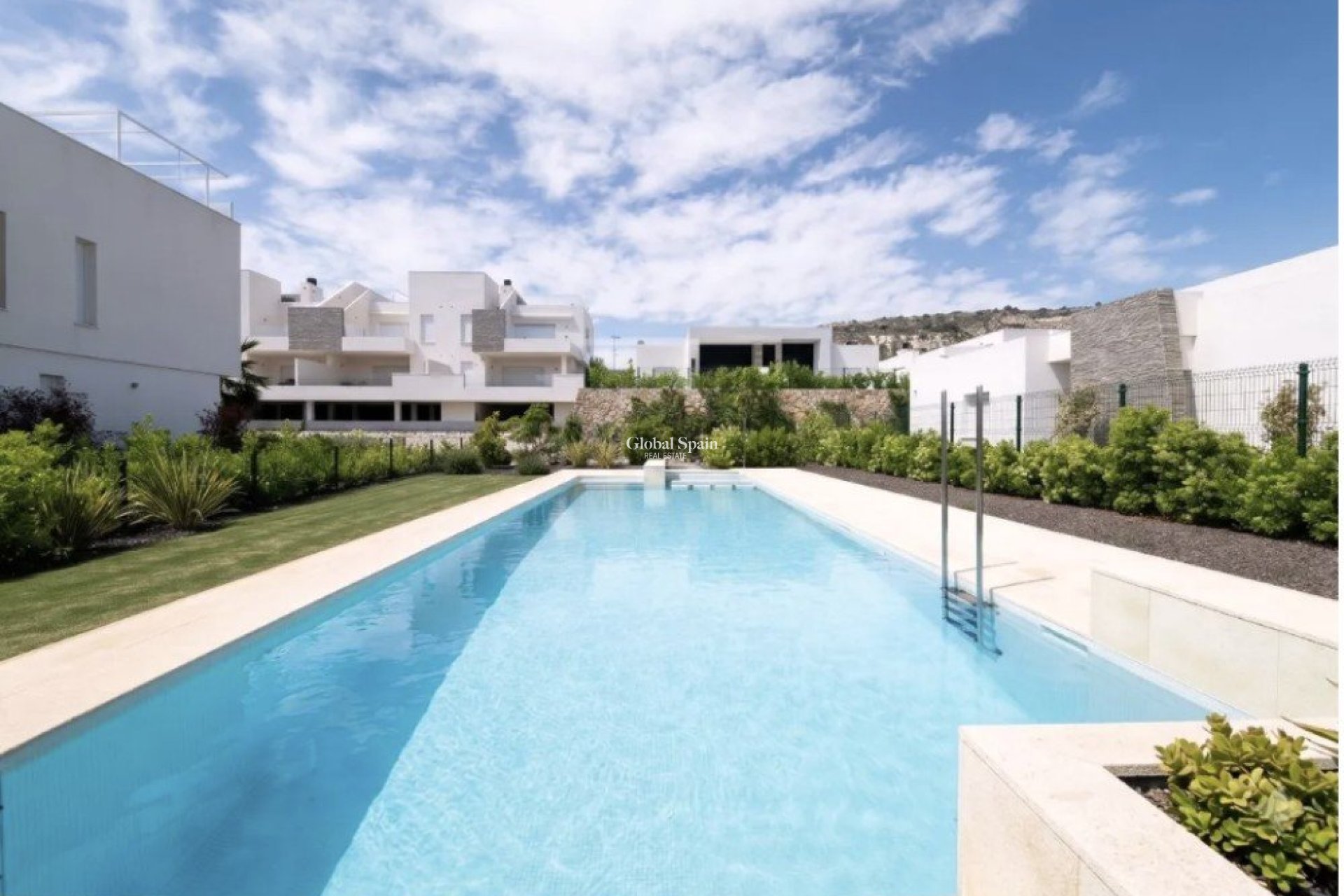 Venta - APARTAMENTO -
ALGORFA - Inland