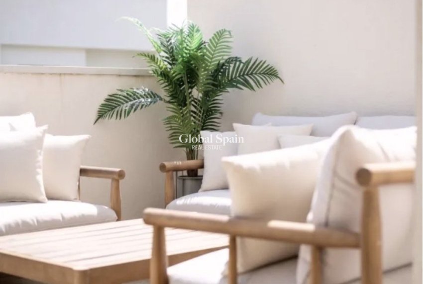 Venta - APARTAMENTO -
ALGORFA - Inland