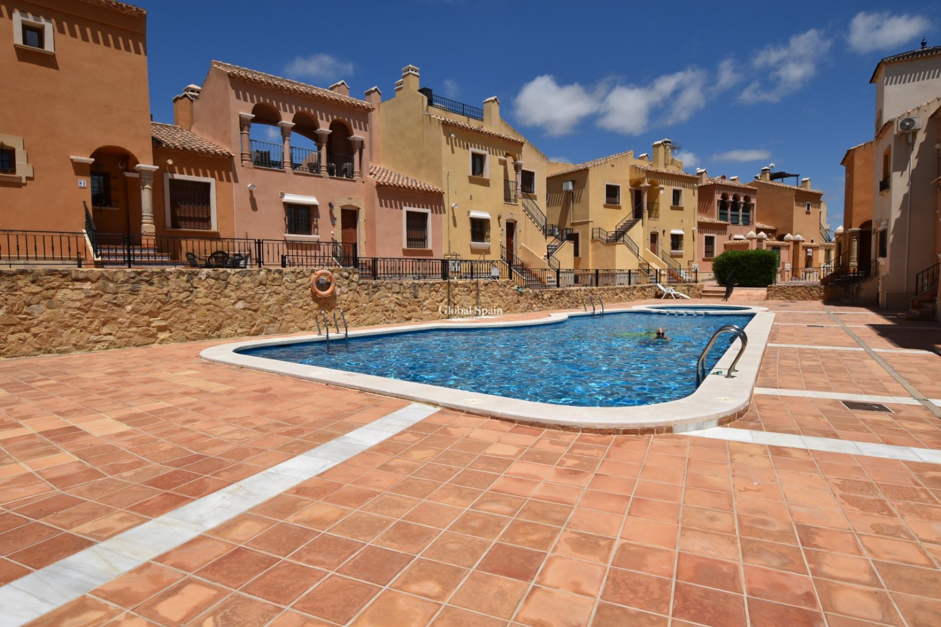 Venta - APARTAMENTO -
ALGORFA - Inland