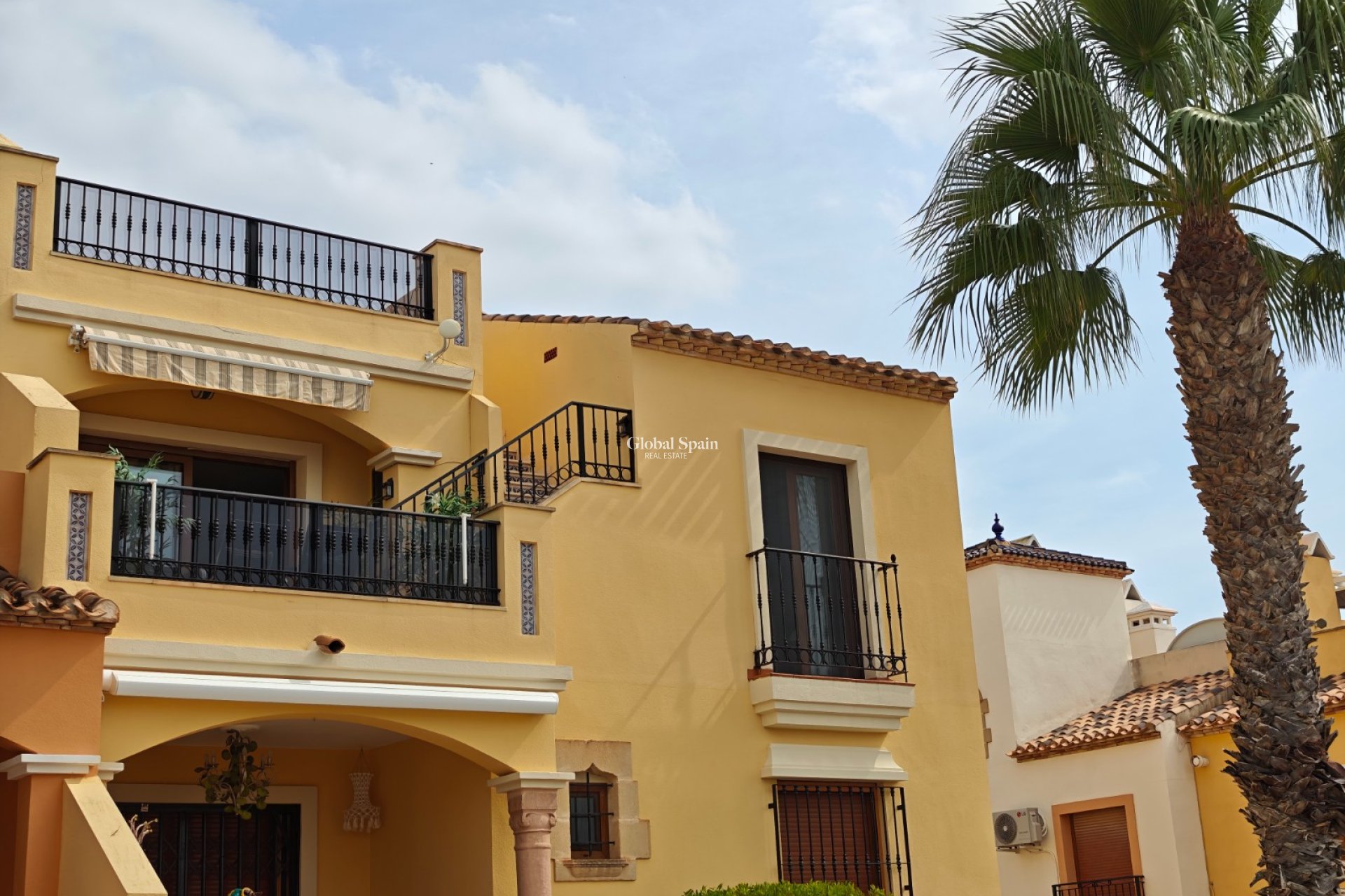 Venta - APARTAMENTO -
ALGORFA - Inland