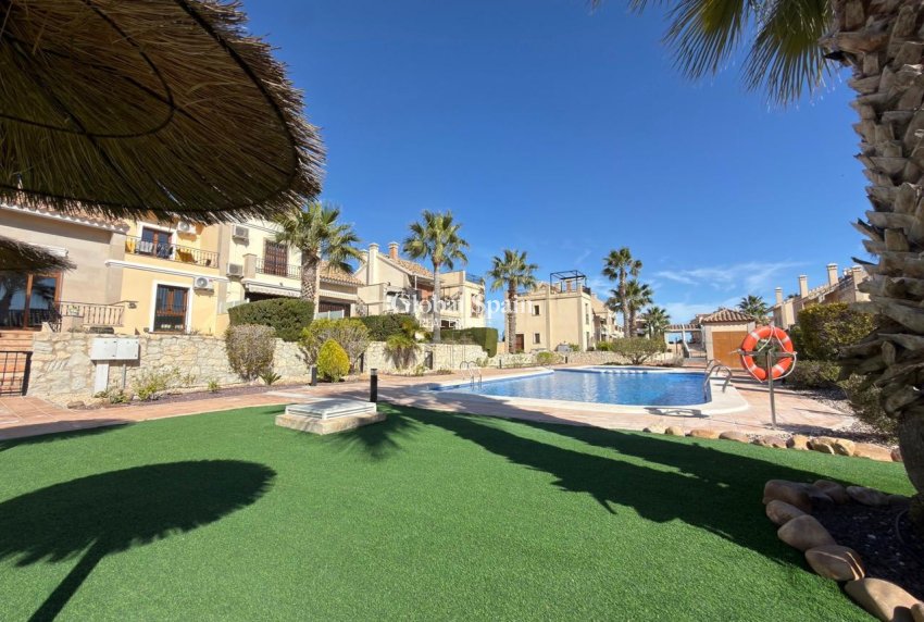 Venta - APARTAMENTO -
ALGORFA - LA FINCA GOLF / ALGORFA