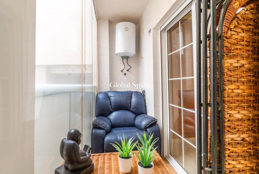 Venta - Apartamento -
ALGORFA