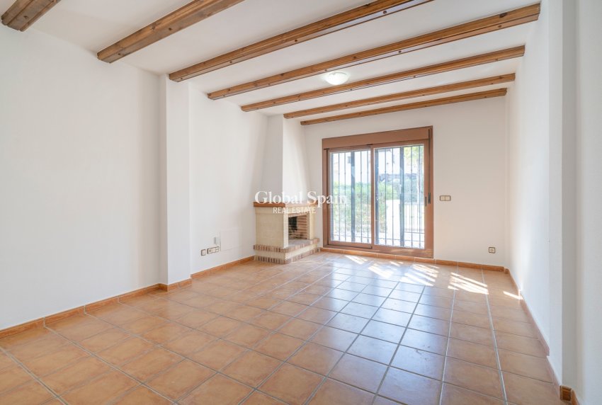 Venta - APARTAMENTO -
ALGORFA