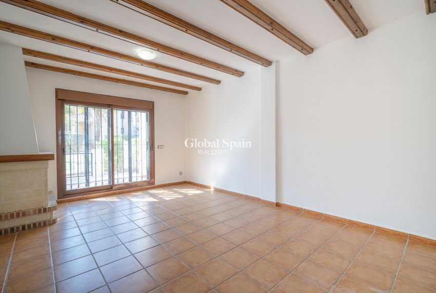 Venta - APARTAMENTO -
ALGORFA