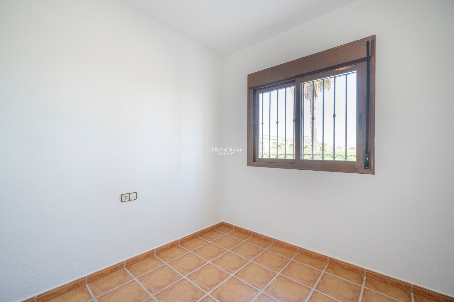 Venta - APARTAMENTO -
ALGORFA