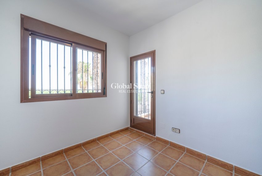 Venta - APARTAMENTO -
ALGORFA