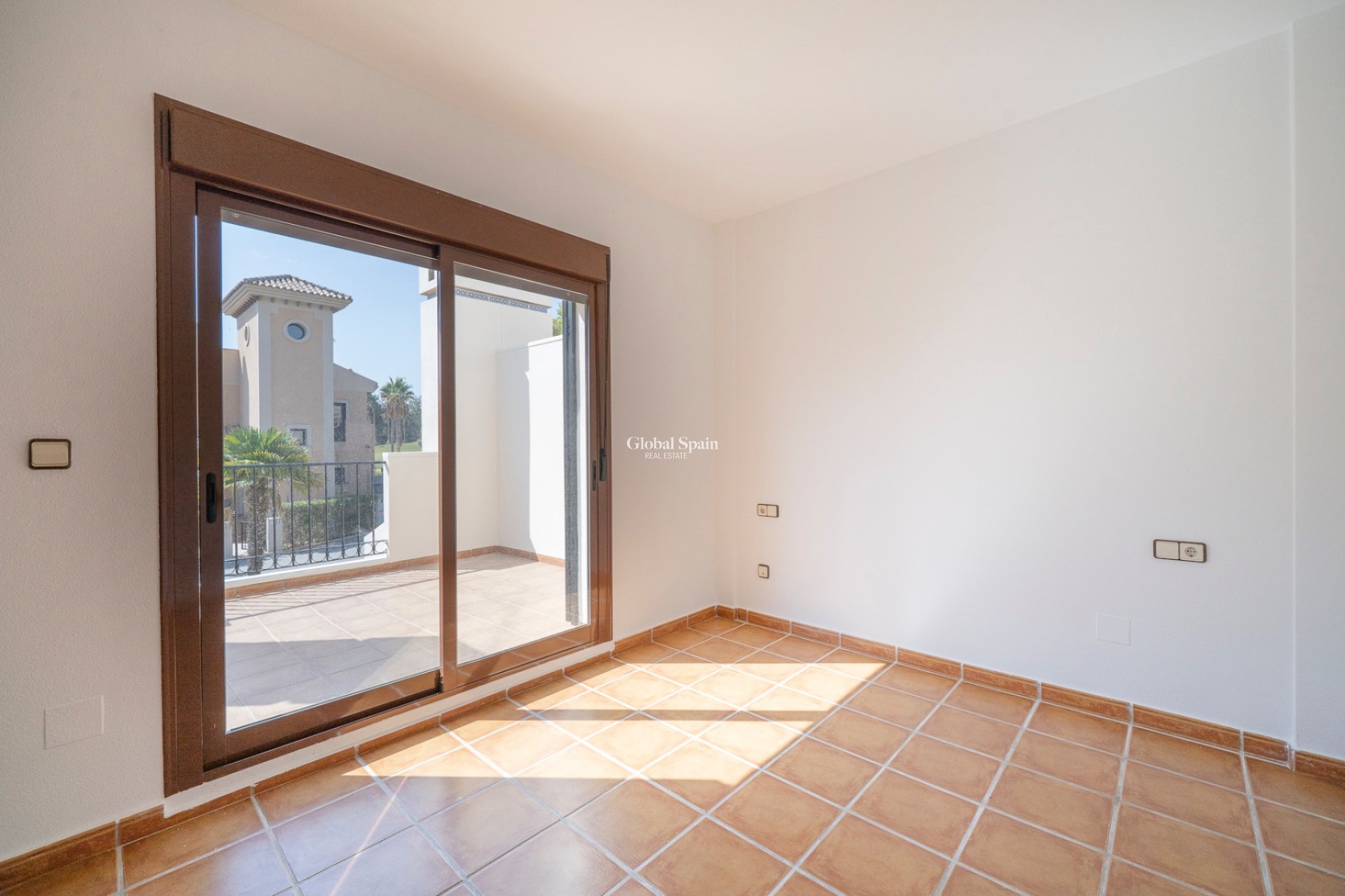 Venta - APARTAMENTO -
ALGORFA