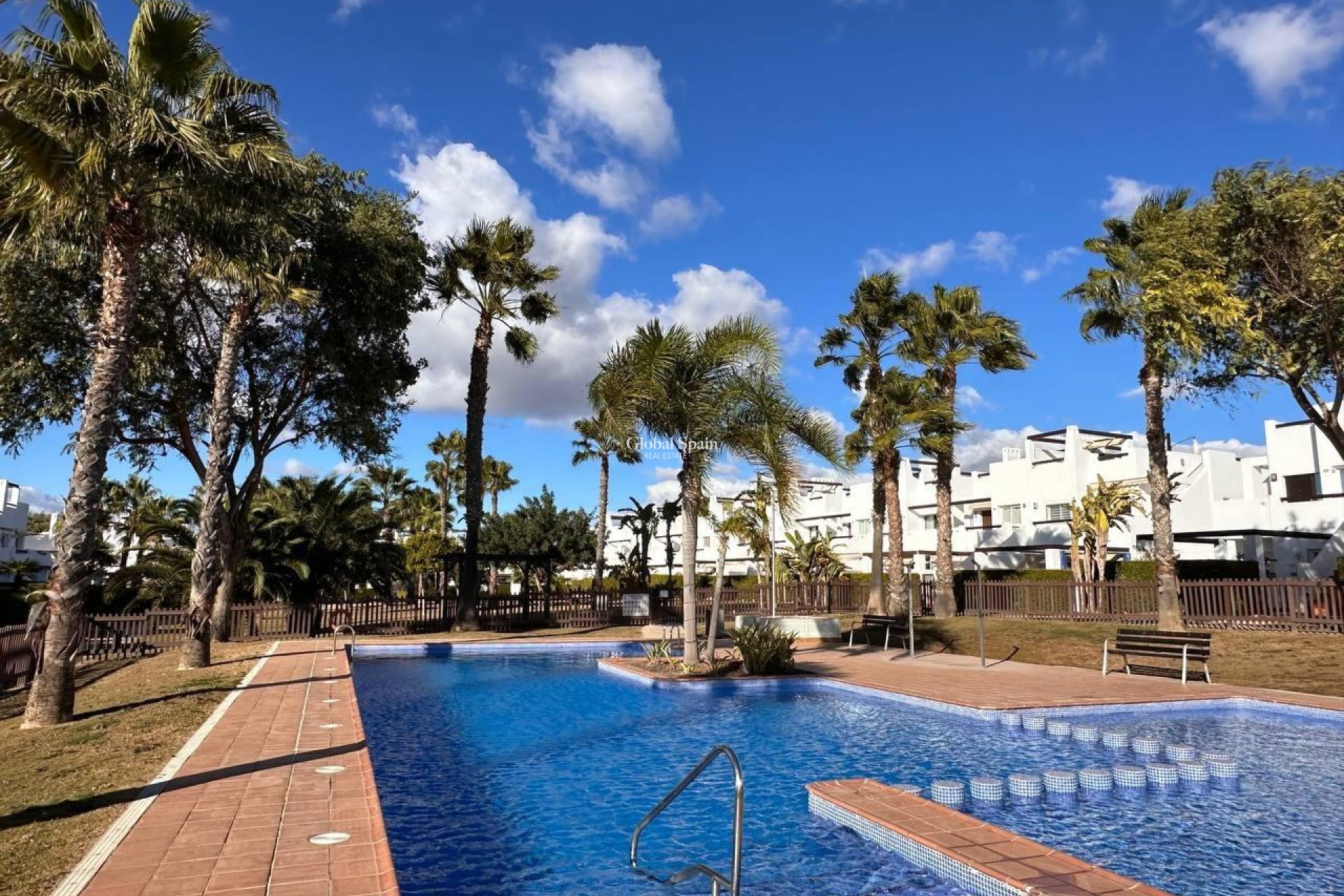 Venta - APARTAMENTO -
ALHAMA DE MURCIA