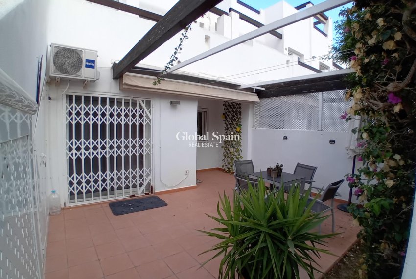 Venta - APARTAMENTO -
ALHAMA DE MURCIA