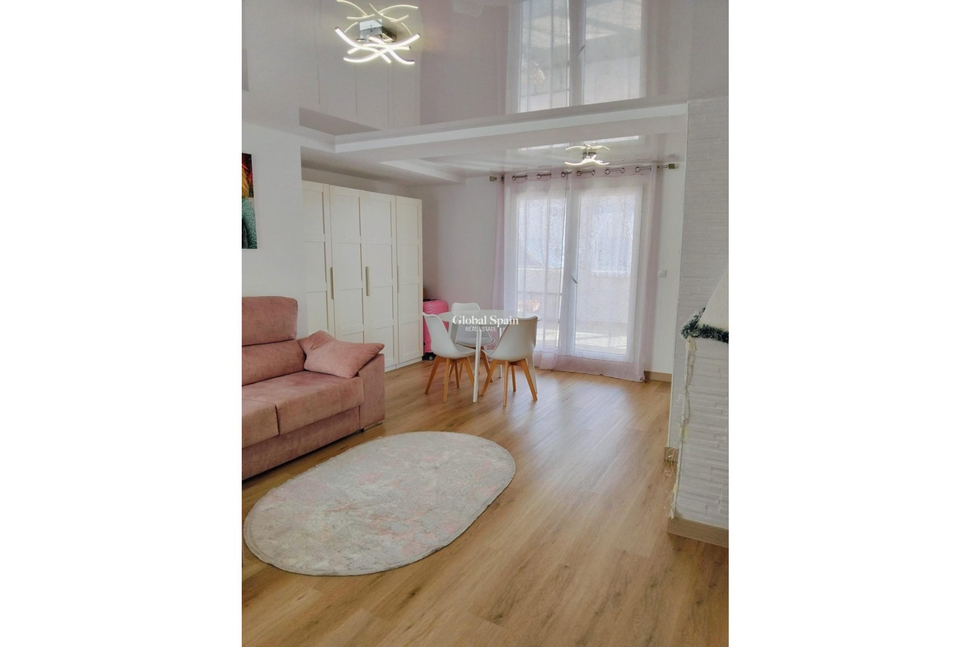 Venta - APARTAMENTO -
ALICANTE - Altozano