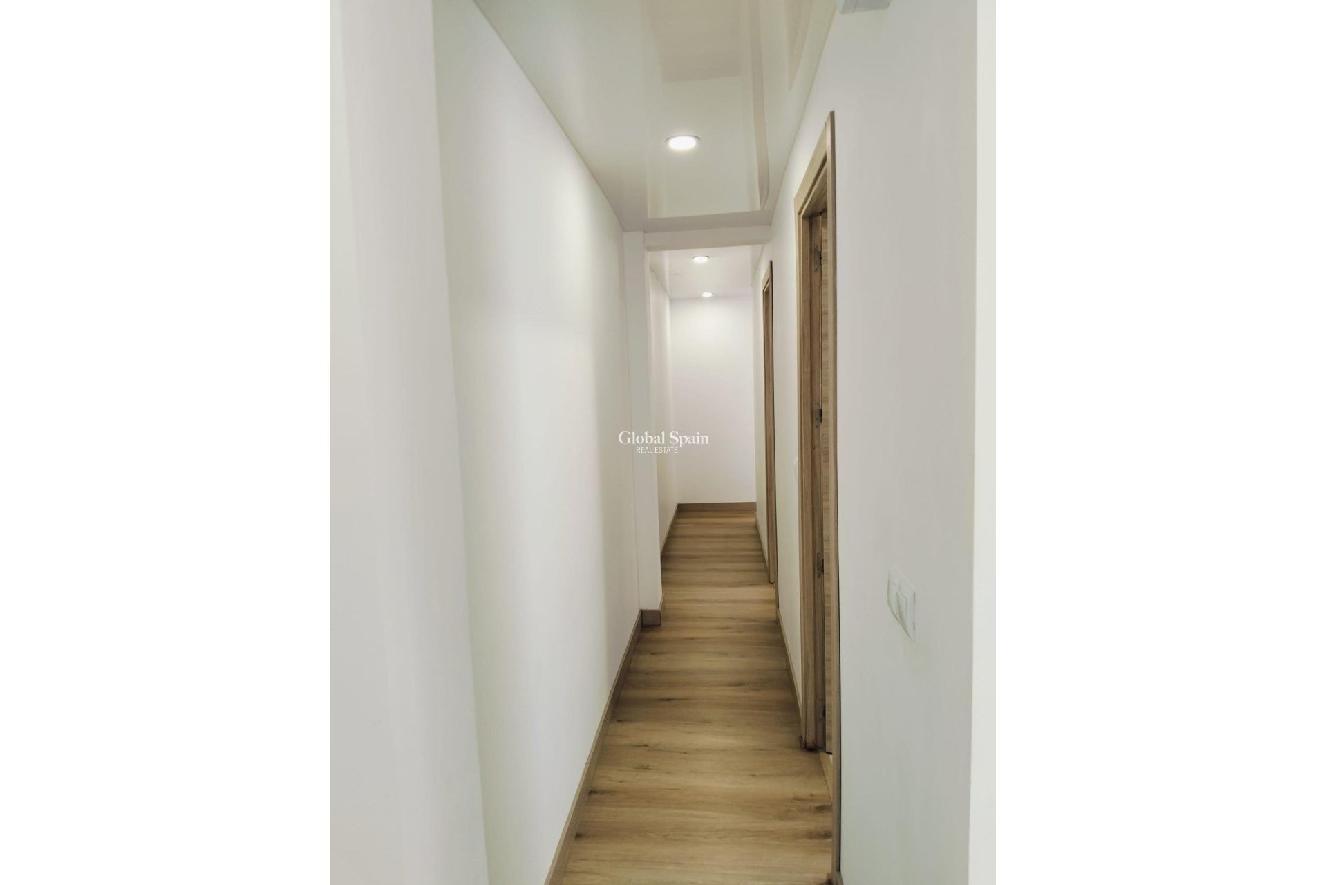 Venta - APARTAMENTO -
ALICANTE - Altozano