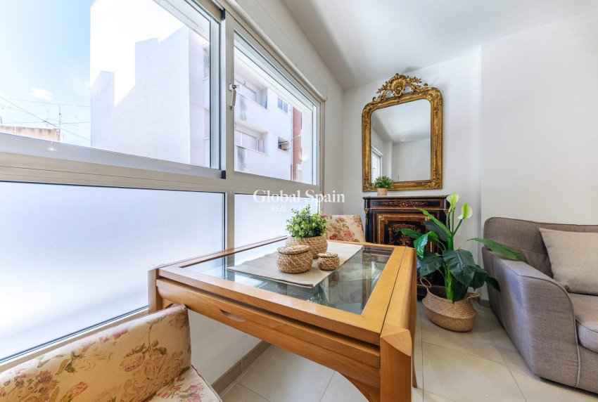 Venta - APARTAMENTO -
ALICANTE - CAROLINAS