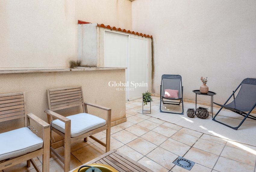 Venta - APARTAMENTO -
ALICANTE - CAROLINAS