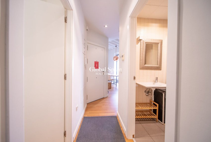 Venta - APARTAMENTO -
ALICANTE - Centro