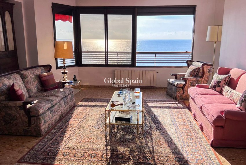 Venta - APARTAMENTO -
ALICANTE - Centro