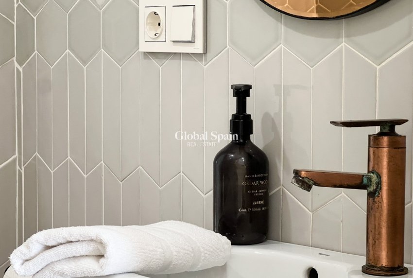 Venta - APARTAMENTO -
ALICANTE - Costa Blanca