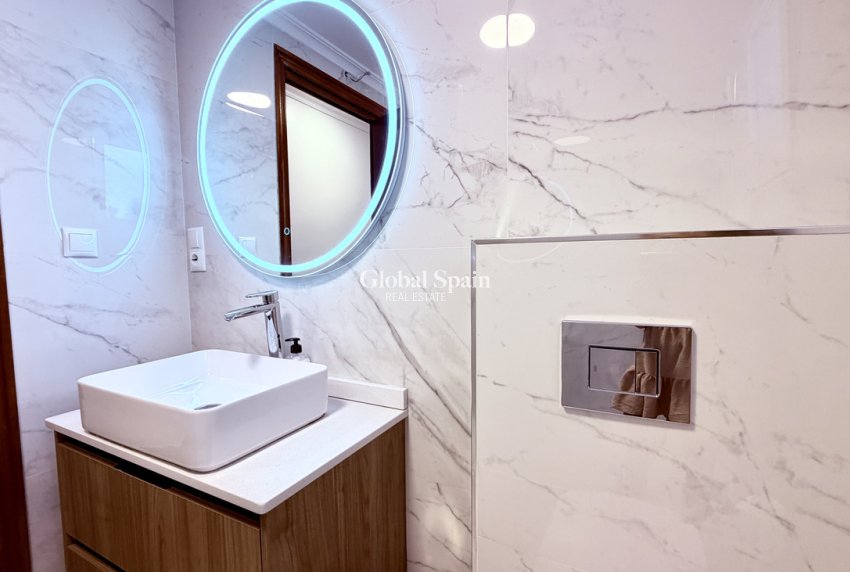 Venta - APARTAMENTO -
ALICANTE - Costa Blanca