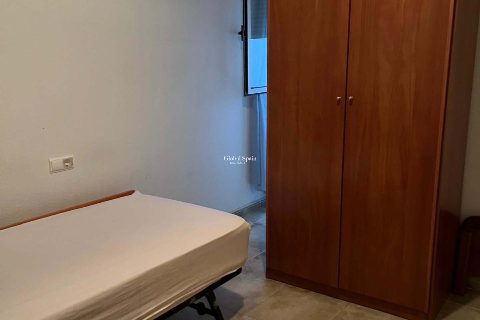 Venta - APARTAMENTO -
ALMORADÍ - Centro Urbano 2