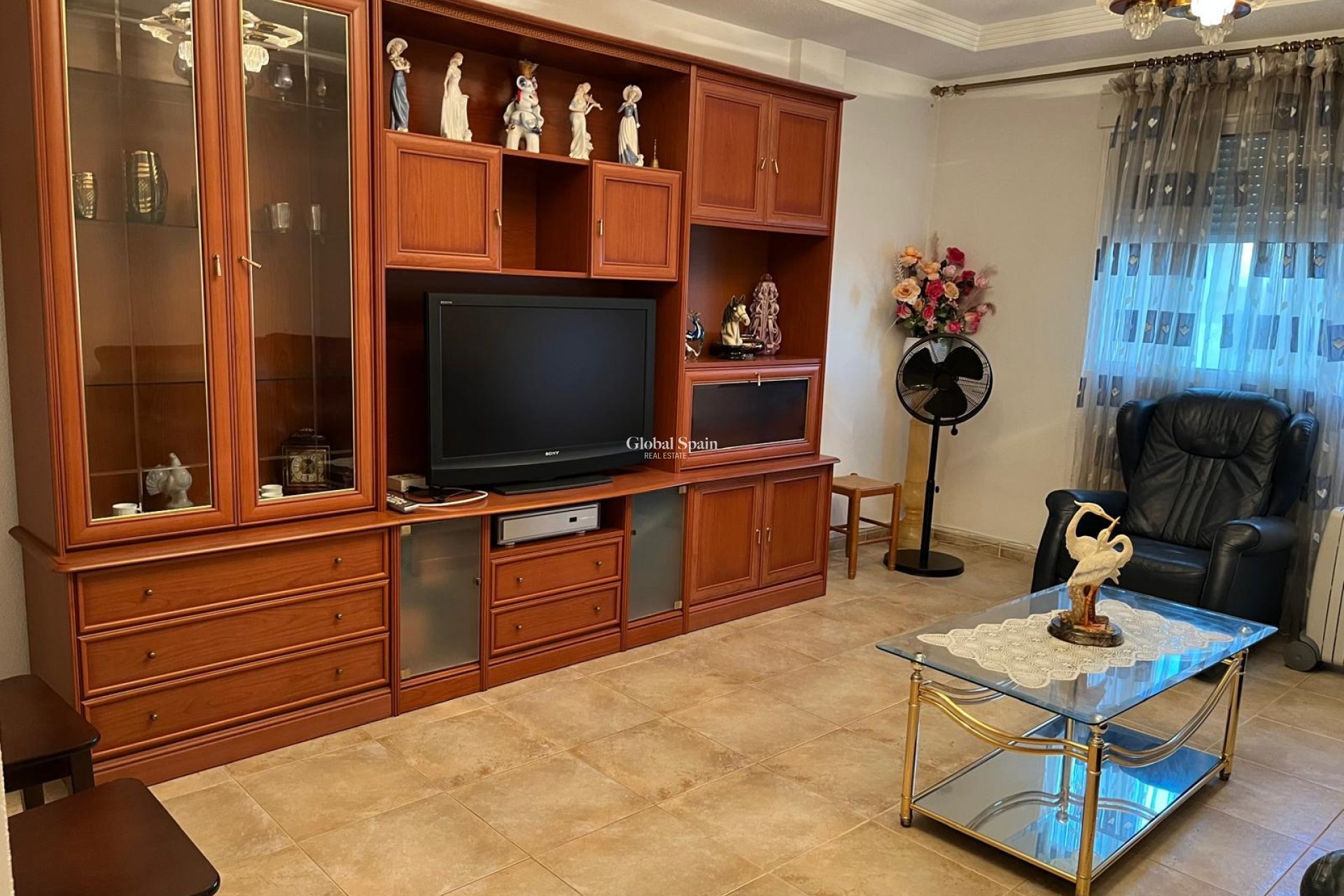 Venta - APARTAMENTO -
ALMORADÍ - Centro Urbano 2