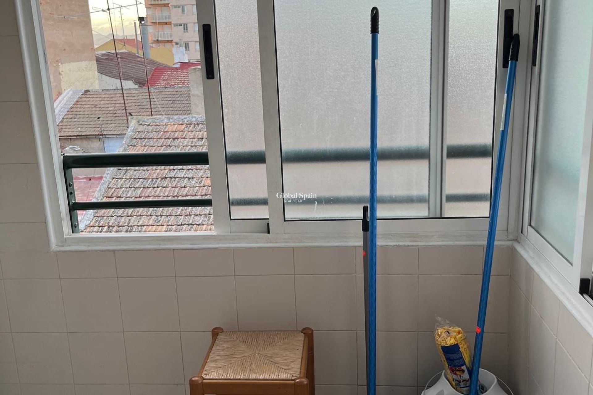 Venta - APARTAMENTO -
ALMORADÍ - Centro Urbano 2