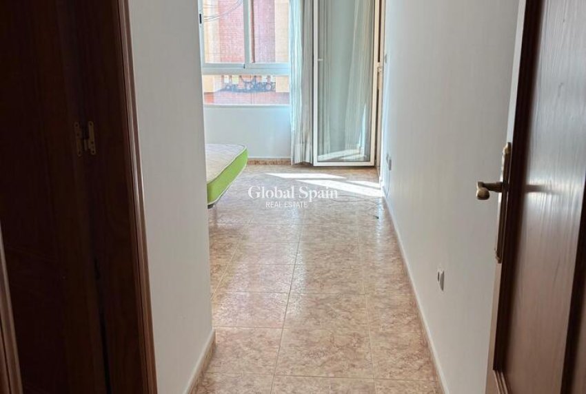 Venta - APARTAMENTO -
ALMORADÍ - Costa Blanca