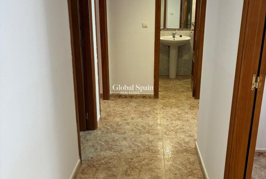 Venta - APARTAMENTO -
ALMORADÍ - Costa Blanca