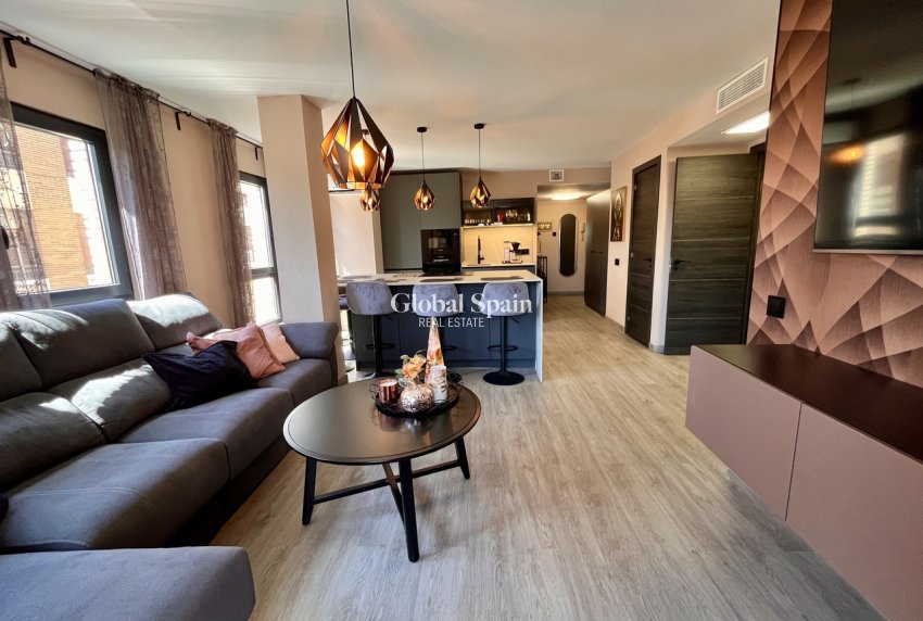 Venta - APARTAMENTO -
ALMORADÍ - Inland