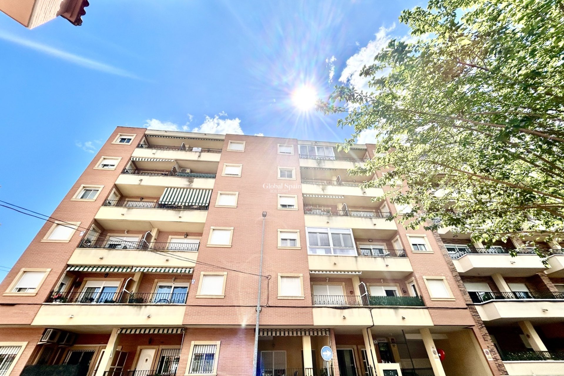 Venta - APARTAMENTO -
ALMORADÍ - Inland