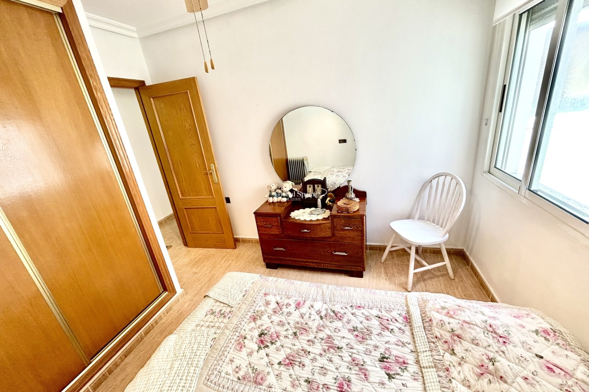 Venta - APARTAMENTO -
ALMORADÍ - Inland