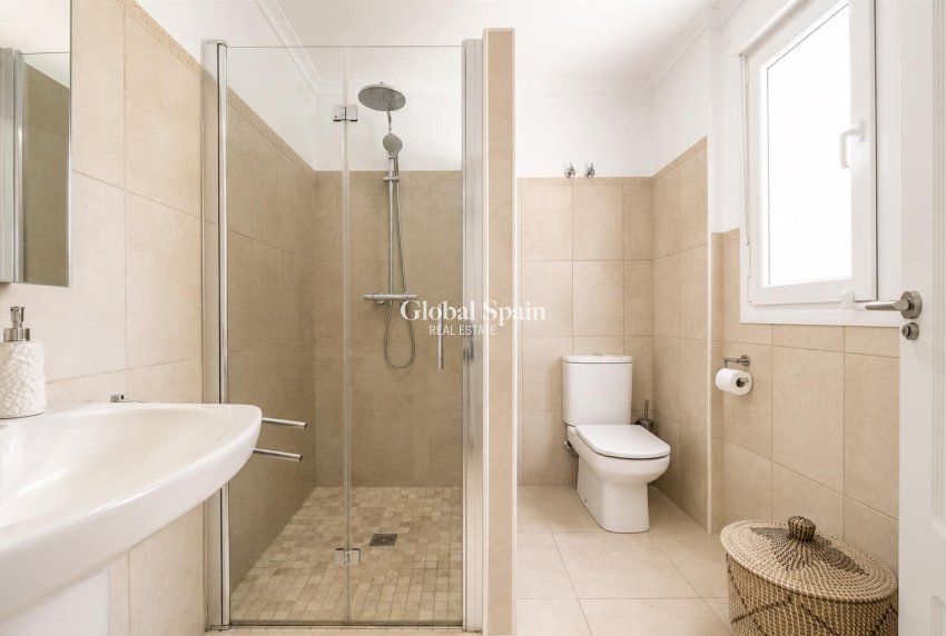 Venta - APARTAMENTO -
Altaona Golf and Country Club - Inland