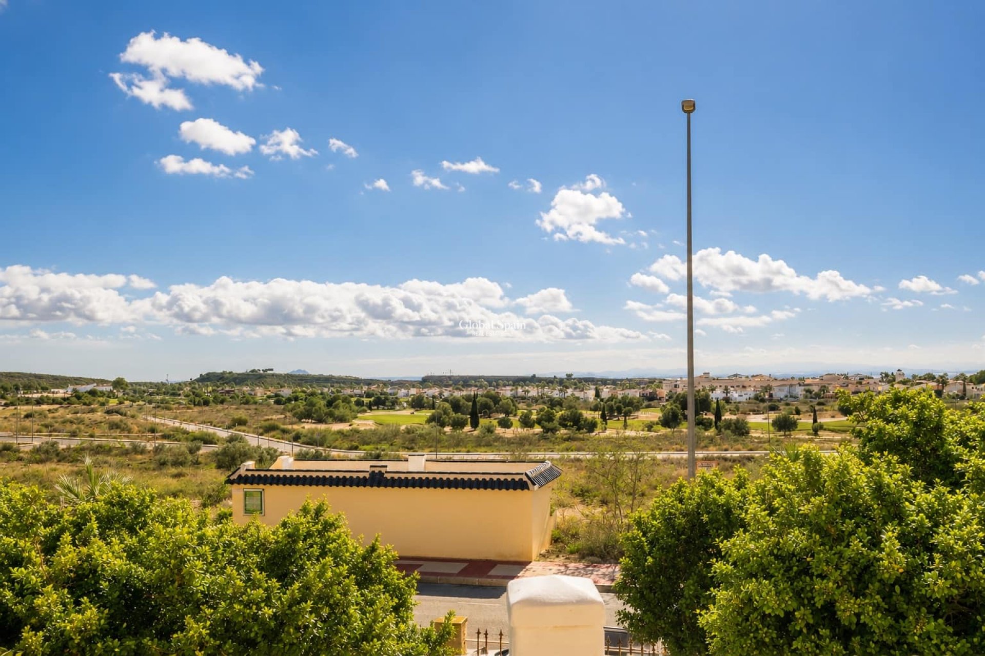 Venta - APARTAMENTO -
Altaona Golf and Country Club - Inland