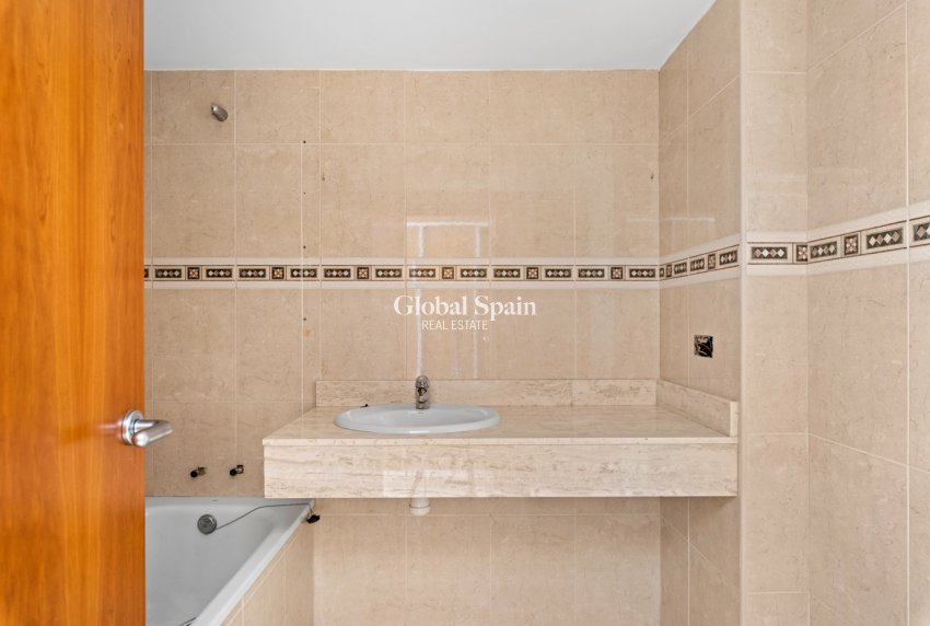 Venta - Apartamento -
ALTEA - ALTEA HILLS