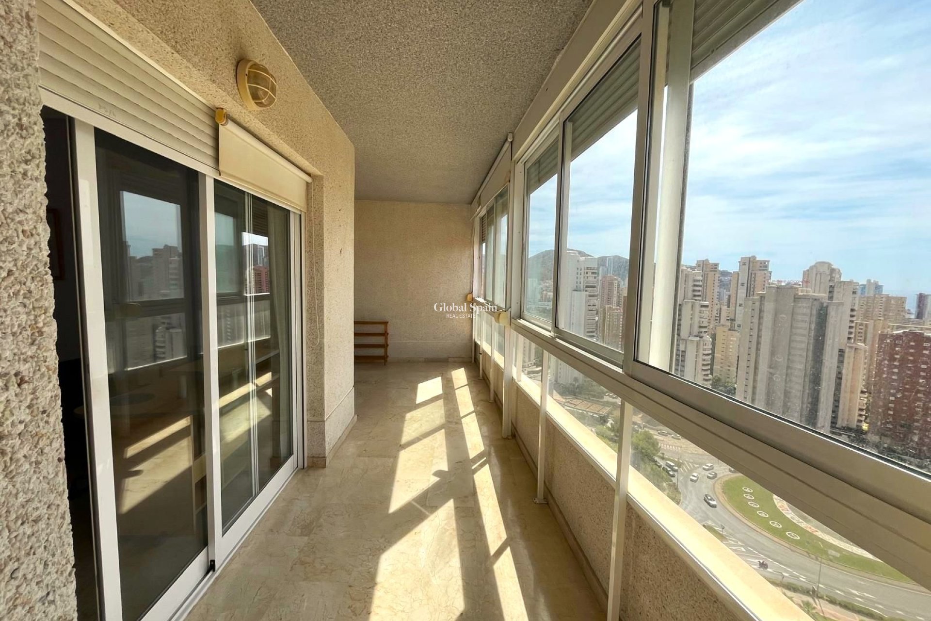 Venta - Apartamento -
BENIDORM - Centro