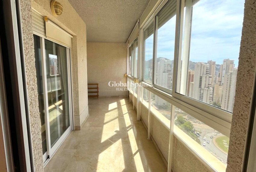 Venta - Apartamento -
BENIDORM - Centro