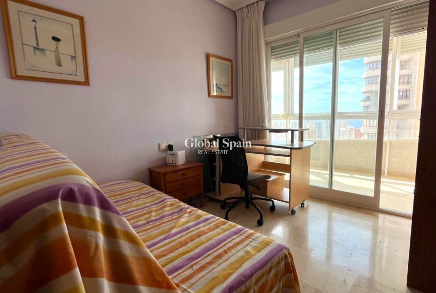 Venta - Apartamento -
BENIDORM - Centro